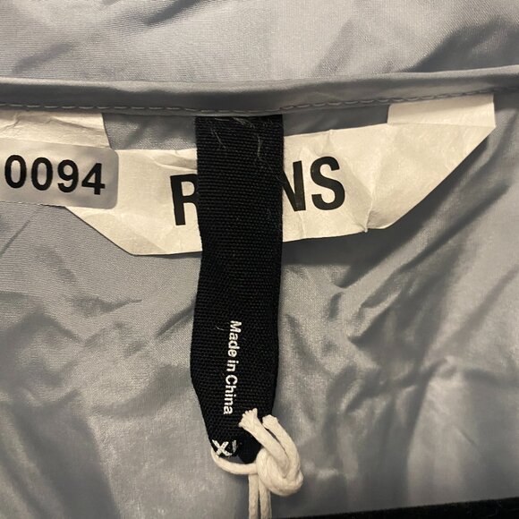 RAINS Track Jacket/Windbreaker In Silver, Size XL - Picture 4 of 6
